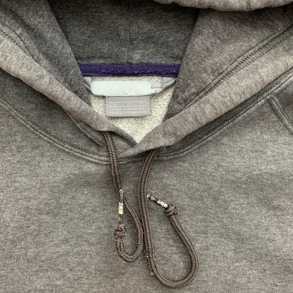 💨 Early 2000s “Flying Dragon” Nike Hoodie (Sz M) - Picture 7 of 7